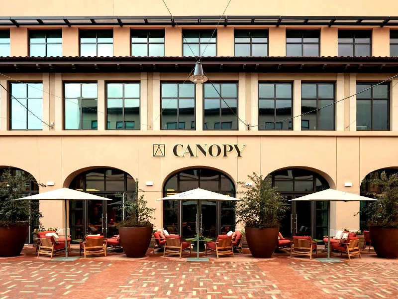 Splendid Event Venue for Private Events - Gallery image