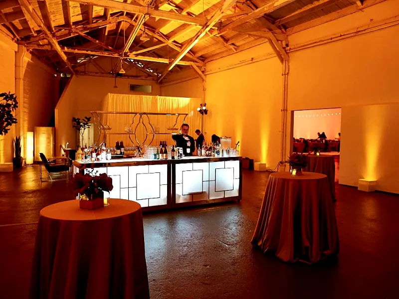 Warehouse with Skylights for Events in Mission District - Gallery image