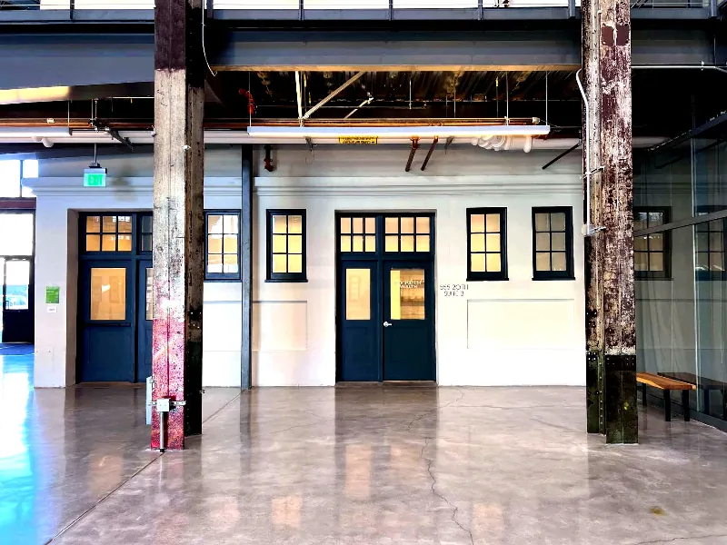 Intimate Meeting Room for Events in Central Waterfront - Featured image