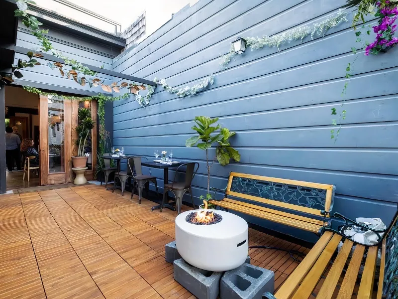 Private Outdoor Restaurant Terrace Space - Featured image