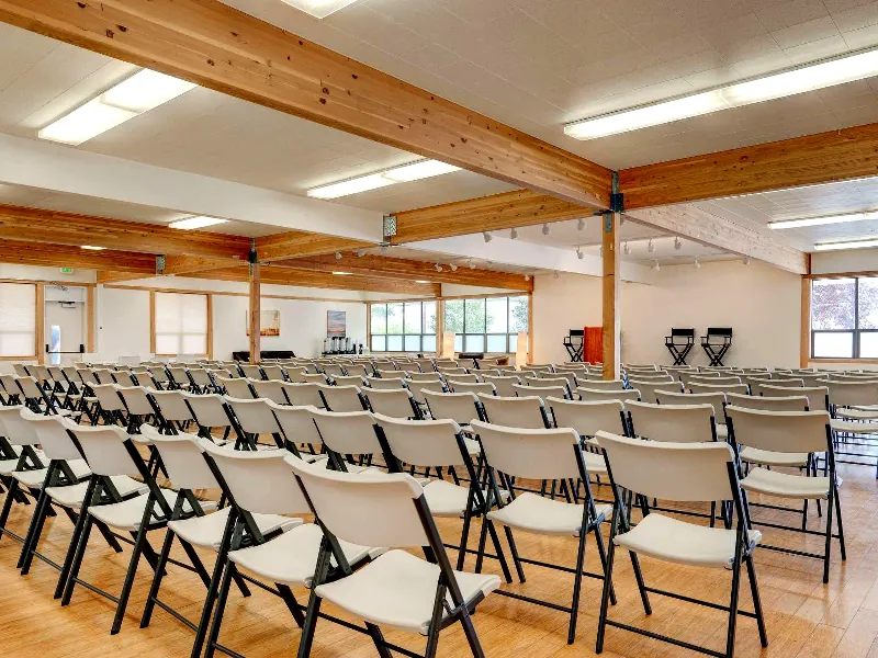 Expansive Banquet Hall for Events in Treasure Island - Gallery image