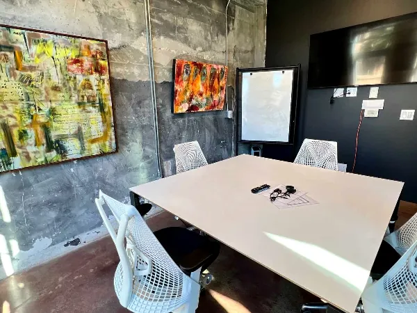 Stunning Meeting Room for Private Events - Holiday Party in Oakland - Featured image