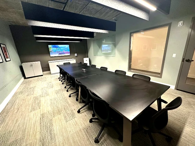 Intimate Meeting Room for Your Next Event in Lower Pacific Heights - Gallery image