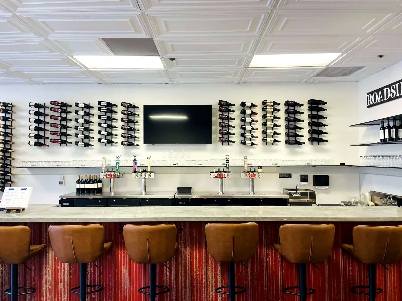 Dazzling Bar & Lounge for Memorable Events in Clayton - Featured image