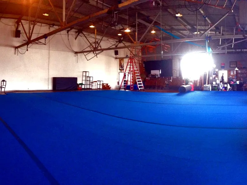 Warehouse with Natural Light for Events - Gallery image