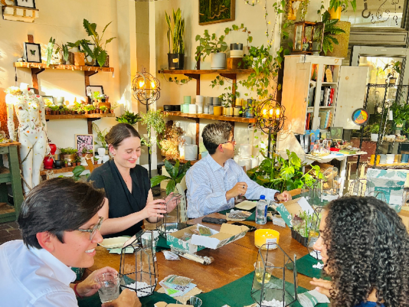 Sip & Terrarium Workshop in NYC - Gallery image