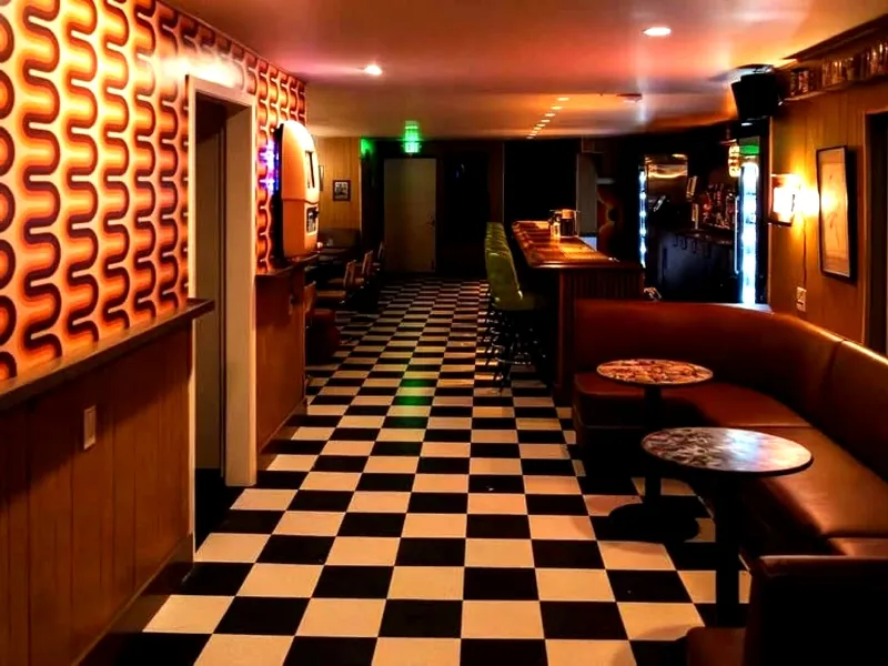 Inviting Bar & Lounge for Celebrations in Marina - Gallery image