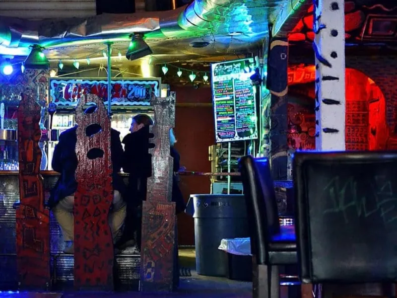 Eccentric Intimate Bar and Event Space - Gallery image