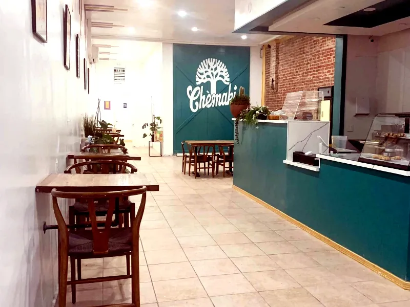 Cafe with Natural Light for Events in Northgate - Waverly - Gallery image