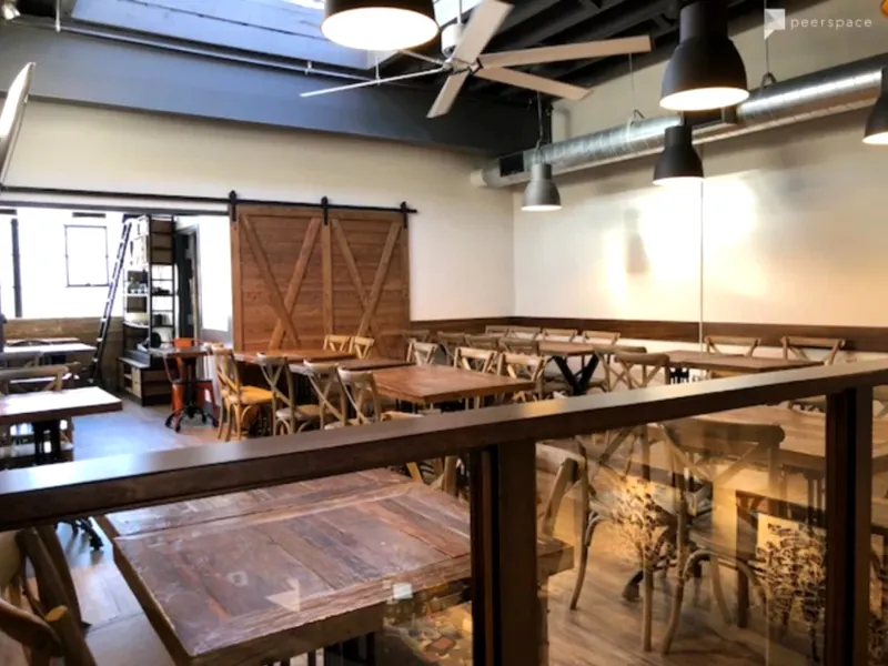 Breathtaking Restaurant for Events in Downtown - Gallery image