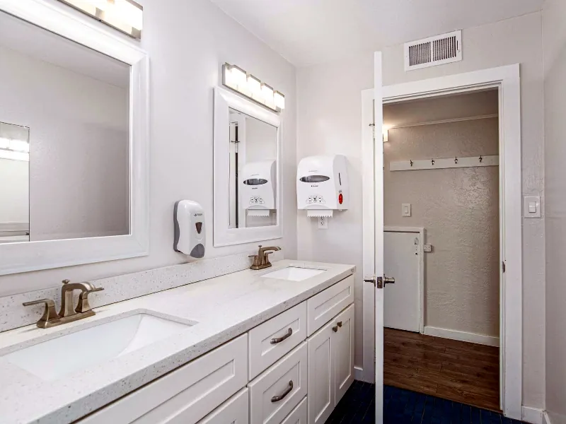 Dance Studio with Skylights and Natural Light - Gallery image