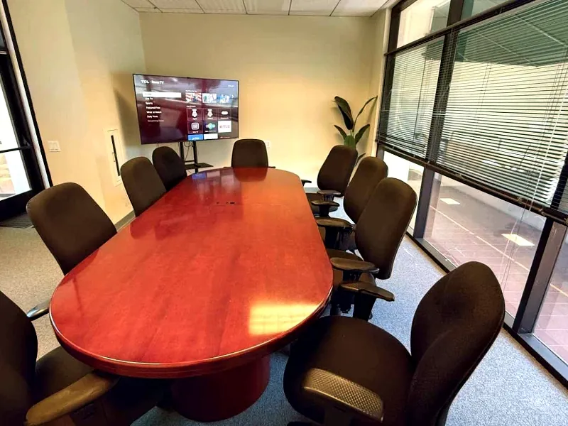 Sophisticated Boardroom for Celebrations - Gallery image