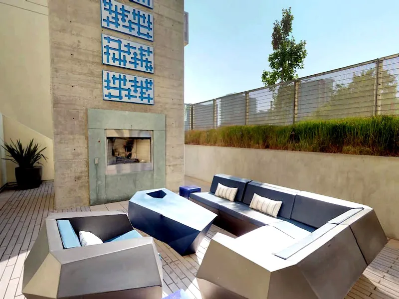 Lounge with Fireplace for Events in Mission Bay - Gallery image