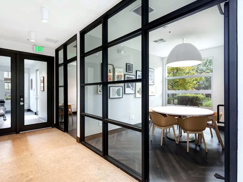 Distinctive Meeting Room for Memorable Events - Featured image