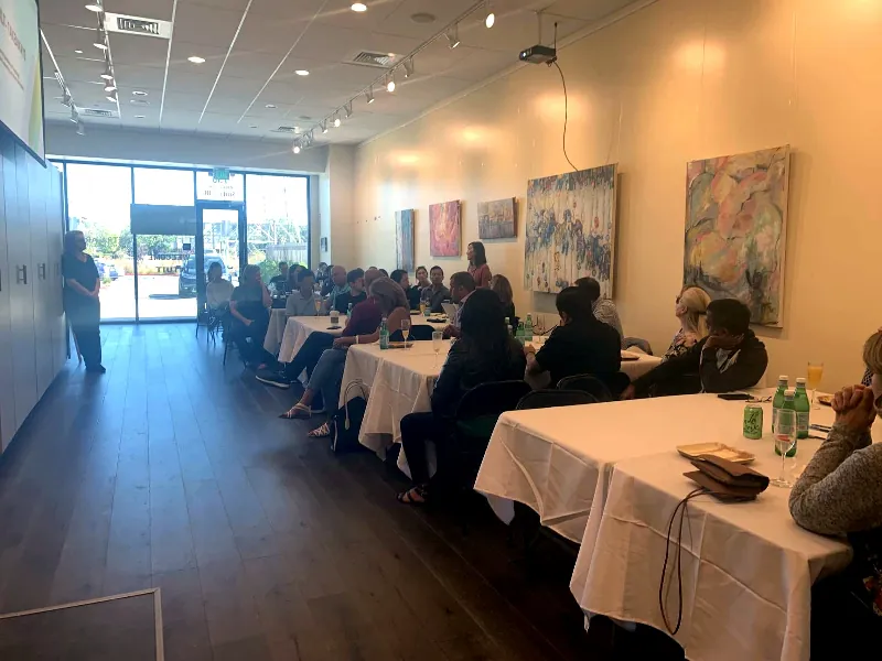 Art Studio with Natural Light for Events - Gallery image