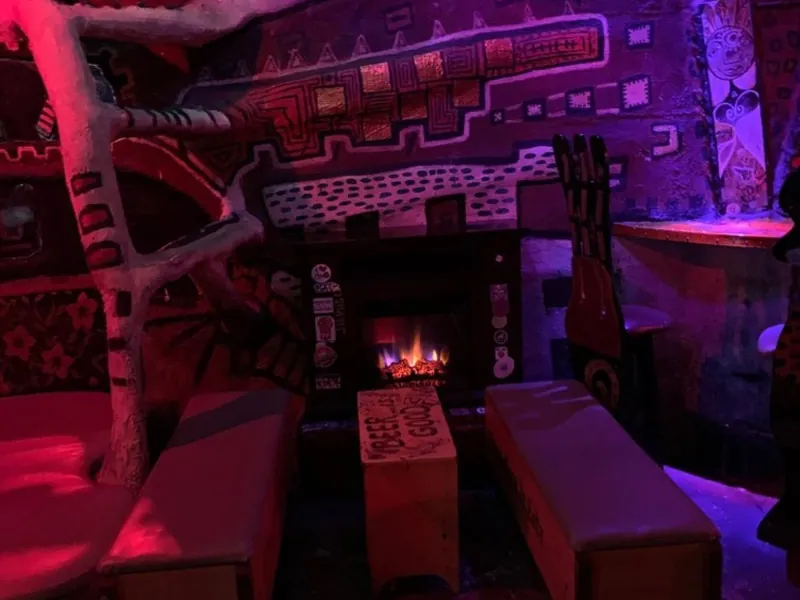 Eccentric Intimate Bar and Event Space - Gallery image