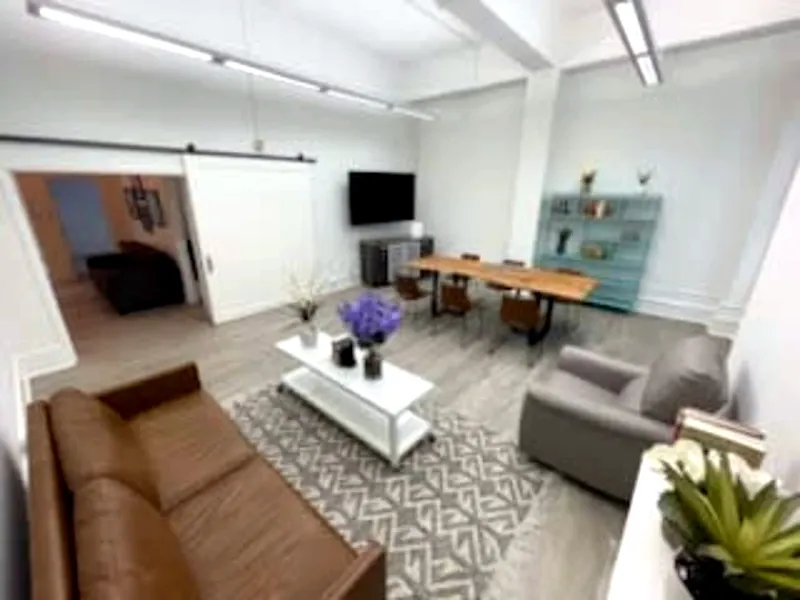 Mid-Century Meeting Room for Events in Union Square - Gallery image