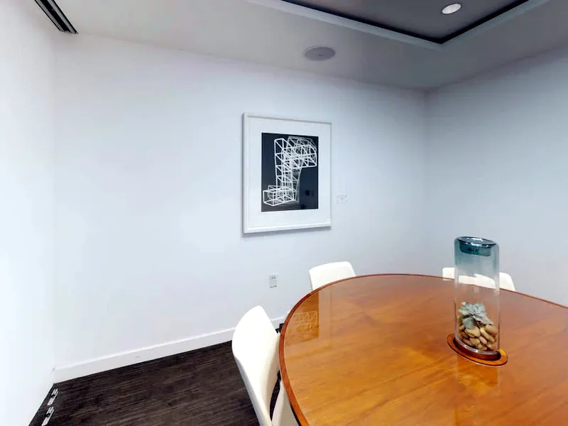 Intimate Meeting Room for Hosting in South Beach - Gallery image