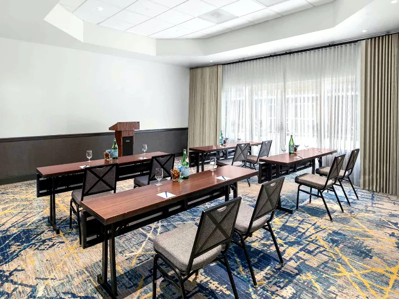 Intimate Hotel Event Space for Special Occasions - Gallery image