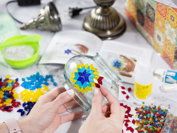 Turkish Mosaic Lamp Workshop in NYC - Team Building - Featured image
