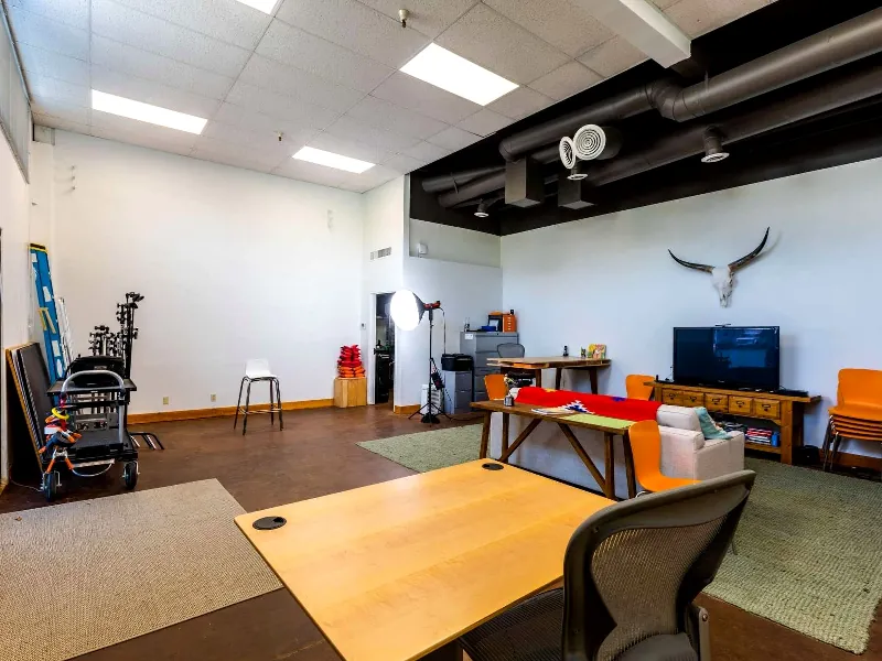 Intimate Photo & Video Studio for Celebrations - Gallery image