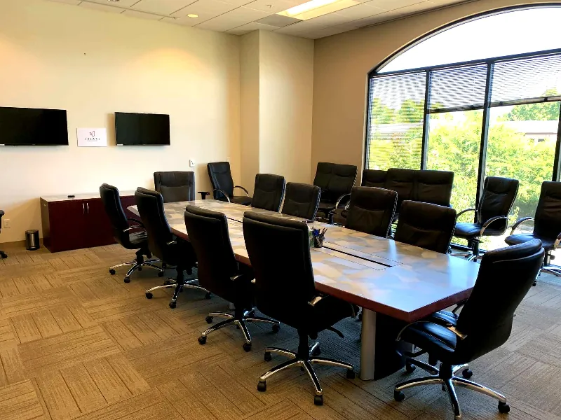 Charming Meeting Room for Events - Gallery image