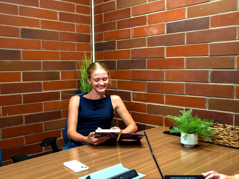 Majestic Meeting Room for Memorable Events - Gallery image