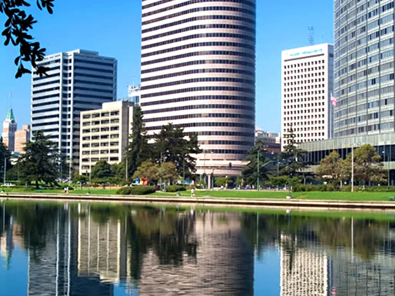 Handsome Meeting Room for Celebrations - Gallery image