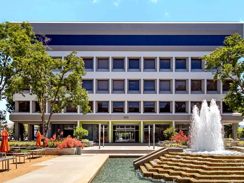 Dazzling Meeting Room for Memorable Events - Gallery image