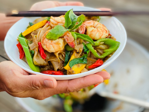 Pad Kea Mao Thai Cooking Experience
