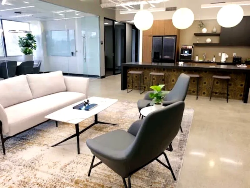 Distinctive Meeting Room for Celebrations - Gallery image