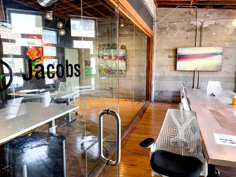 Gorgeous Meeting Room for Your Next Event - Gallery image