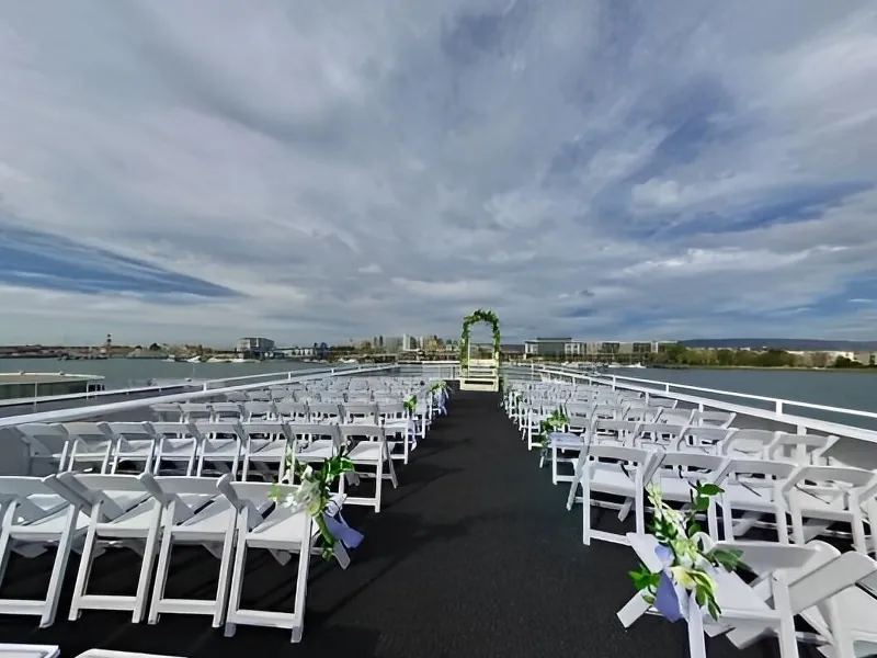 Luxury Bay Cruise Event Yacht - Gallery image