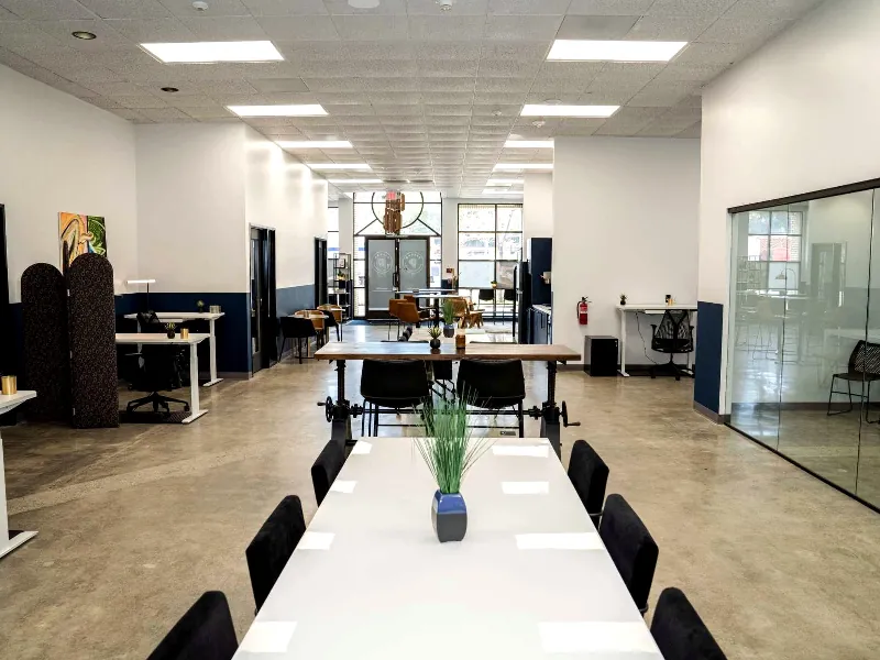 Multipurpose Space with Natural Light for Events in Moraga Blvd - Gallery image
