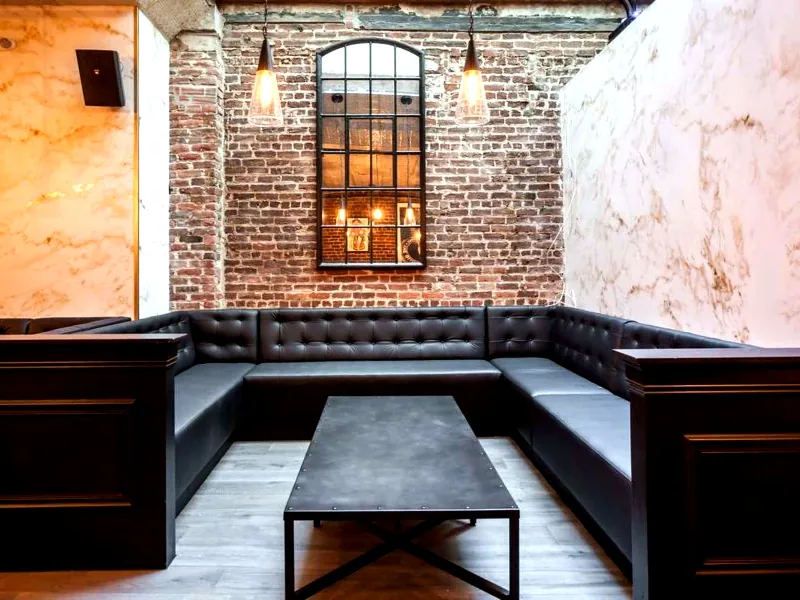 Expansive Bar & Lounge for Gatherings in Financial District - Gallery image