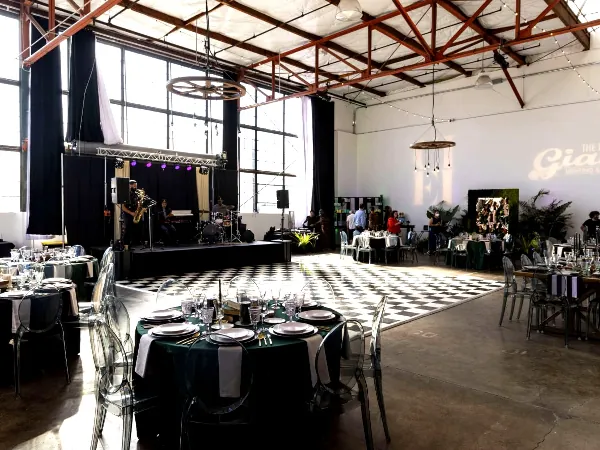 Photo Studio with Natural Light for Events in Berkeley - Anniversary in Berkeley - Featured image