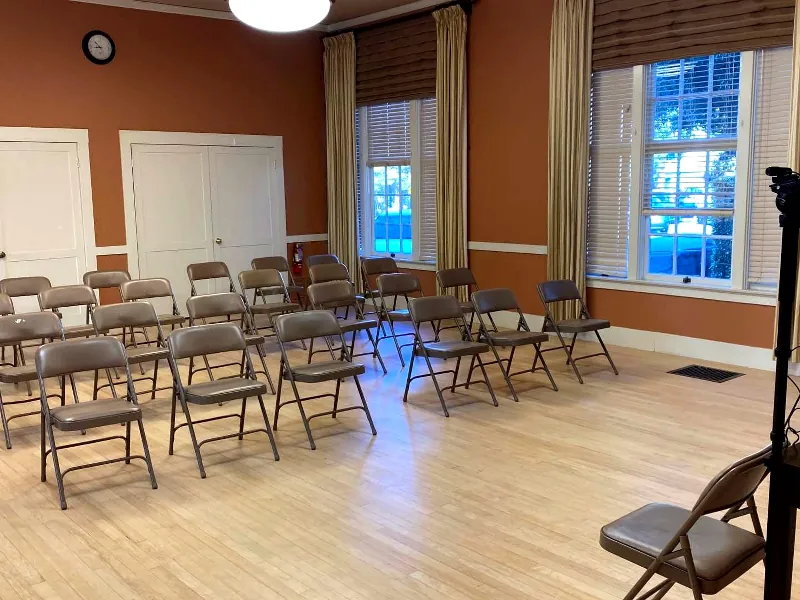 Intimate Meeting Room for Events in North Central in San Mateo - Gallery image