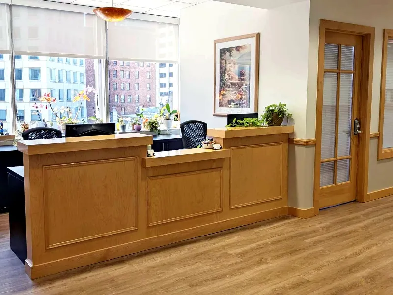 Intimate Meeting Room for Memorable Events in Financial District - Gallery image