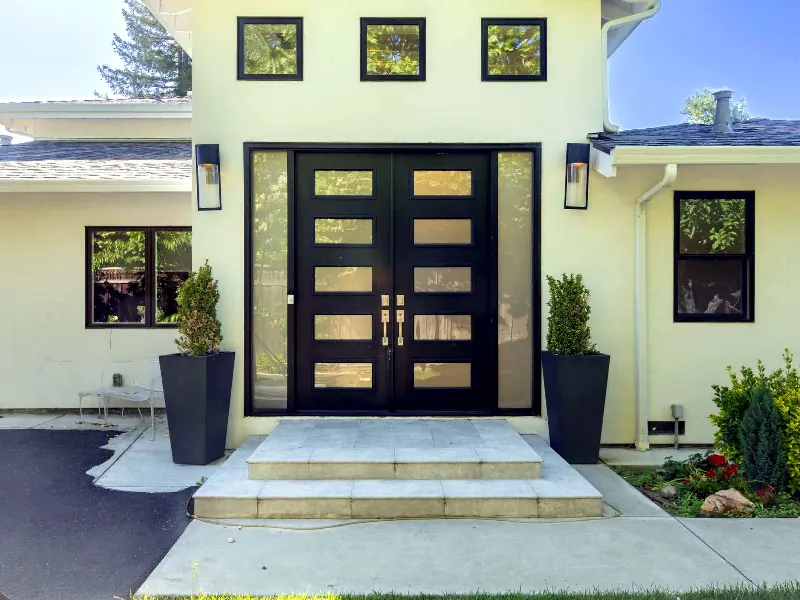 Spacious Venue for Events in University Heights - Featured image