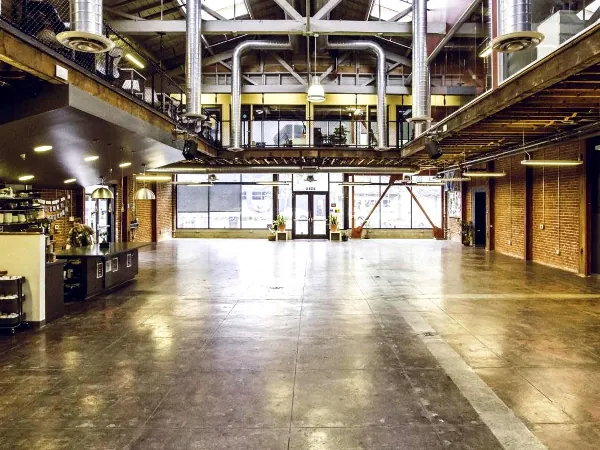Banquet Hall with Natural Light for Events in Northgate - Waverly - Anniversary in Oakland - Featured image