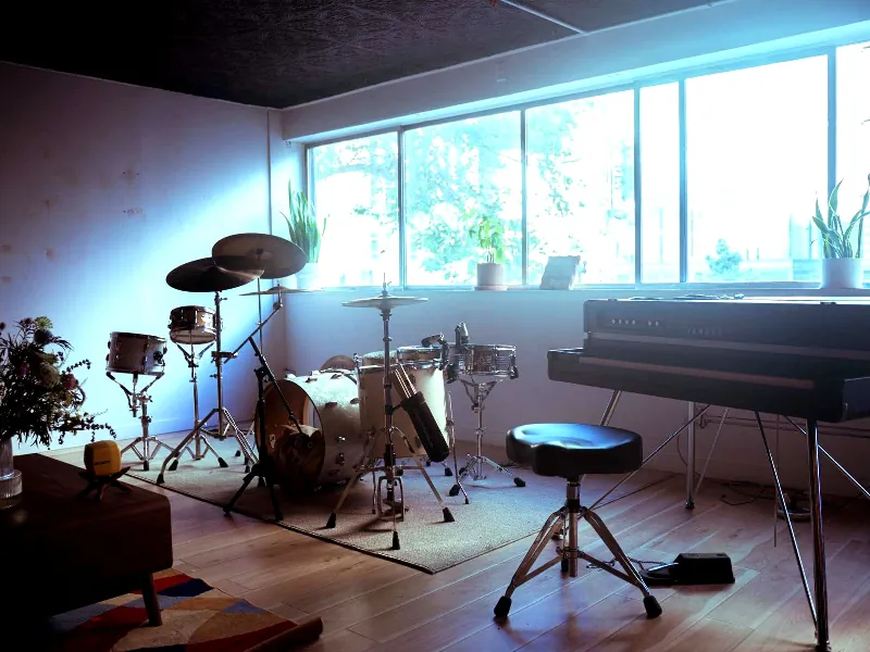 Multipurpose Space with Natural Light for Events - Gallery image