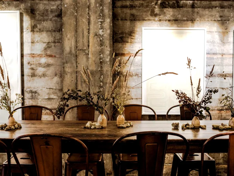 Art Gallery with Skylights and Natural Light - Gallery image