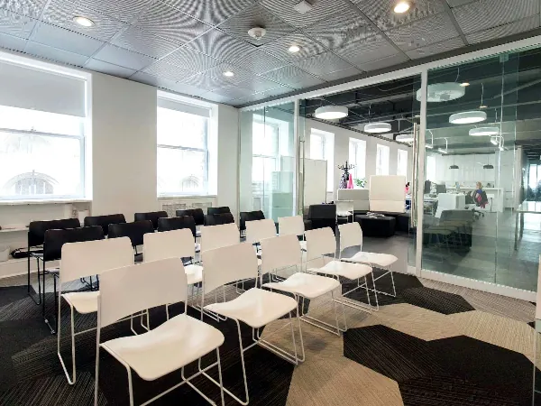 Meeting Room with Natural Light for Events in Lower Nob Hill - Anniversary in San Francisco - Featured image