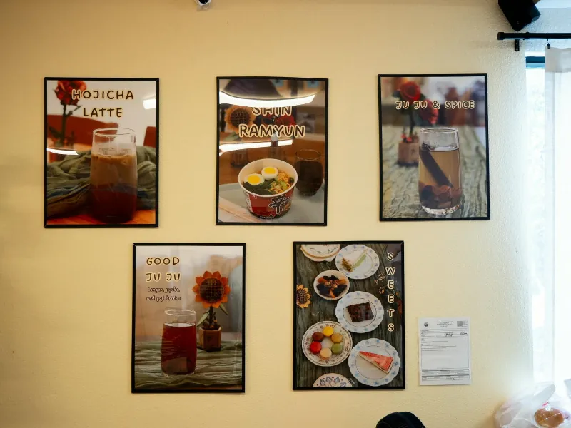 Modern Community Cafe Event Space - Gallery image