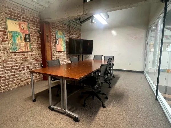 Intimate Meeting Room for Memorable Events in Northgate - Waverly - Holiday Party in Oakland - Featured image