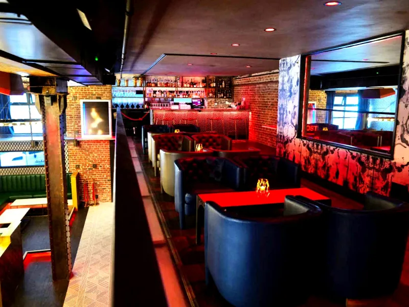 Spacious Bar & Lounge for Special Occasions in SoMa - Featured image