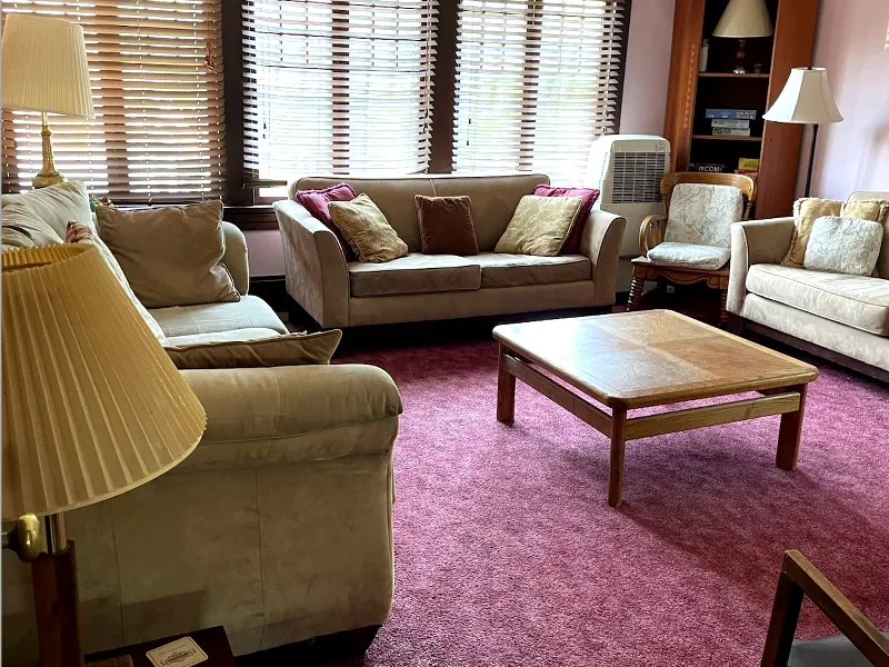 Exquisite Meeting Room for Special Occasions - Gallery image