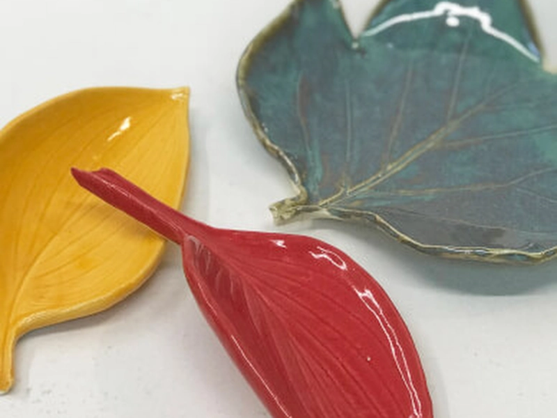 Pottery and Leaf Printing Workshop for Team Building - Featured image