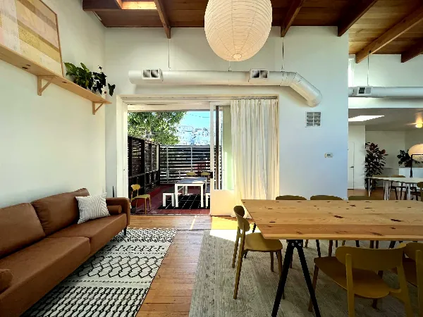 Clubhouse with High Ceilings for Events in Union Street - Anniversary in San Francisco - Featured image