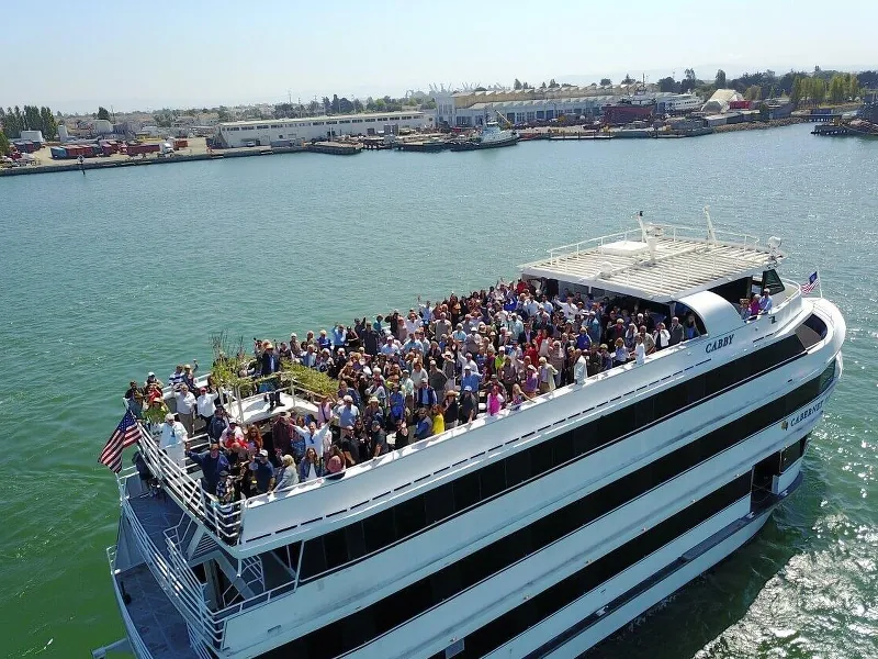 Luxury Bay Cruise Event Yacht - Gallery image